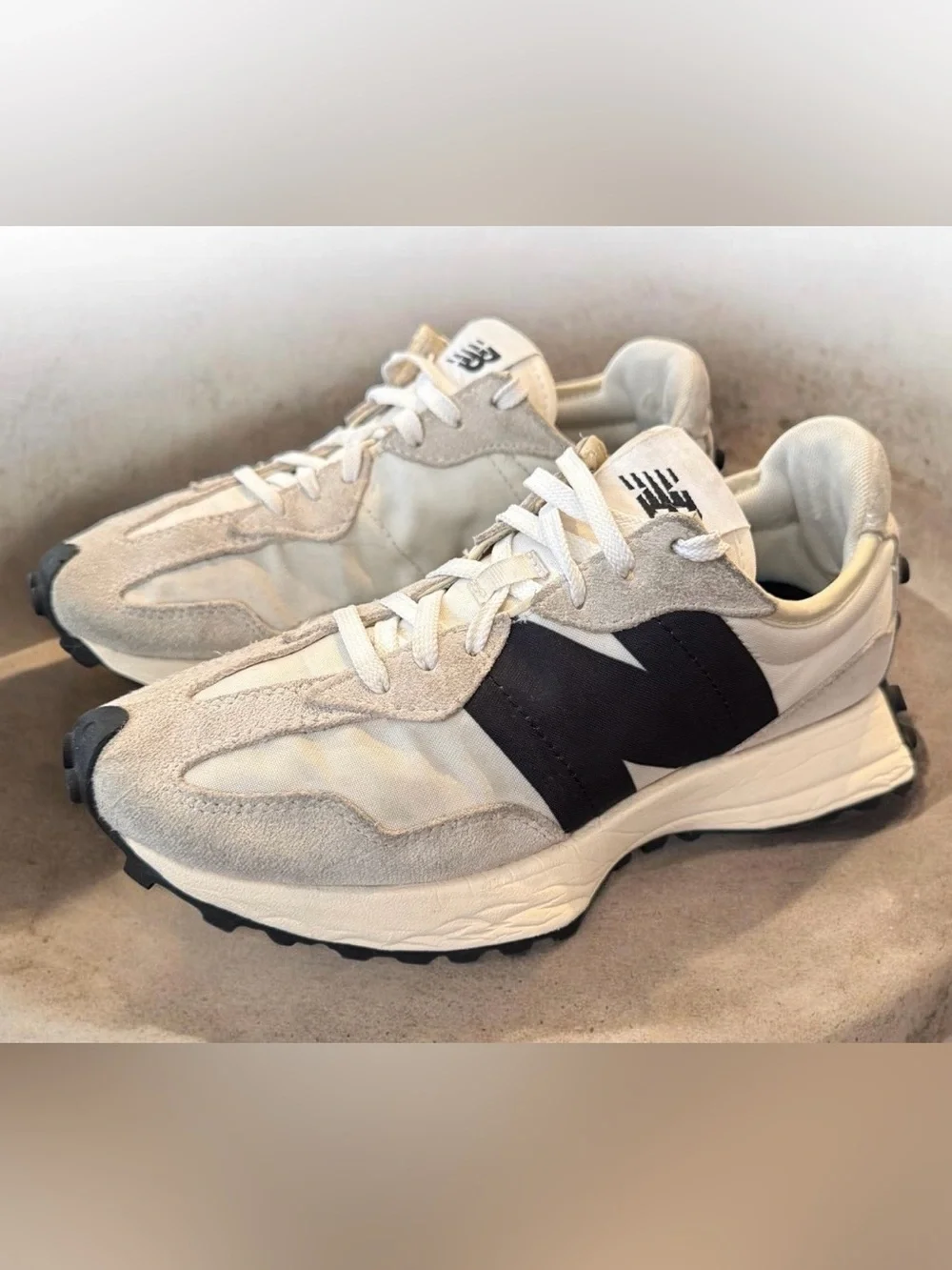New Balance 327 Sea Salt Black White Suede Sneakers Women`s Size 6.5 | Men’s 5